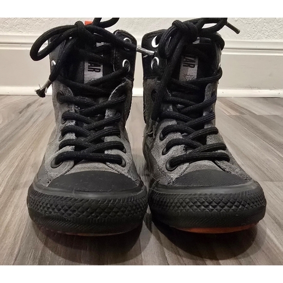 Boys Converse Chuck Taylor All Star Asphalt Leather Boots size 12.5 - Picture 4 of 9